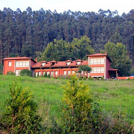 Escuelas De Fuentes Villaviciosa  Kültér fotó