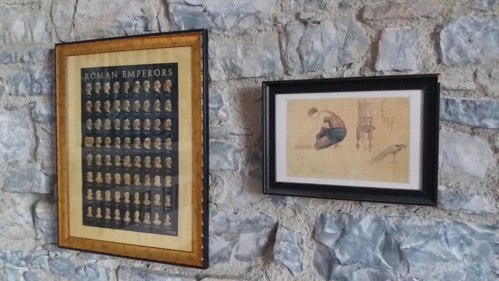 Escuelas De Fuentes Villaviciosa  Kültér fotó