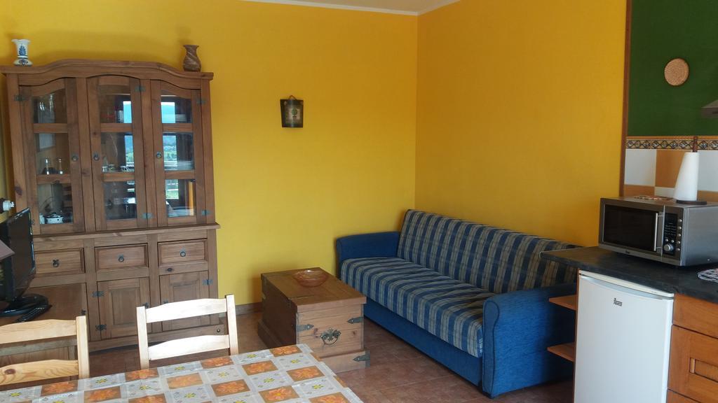 Escuelas De Fuentes Villaviciosa  Kültér fotó
