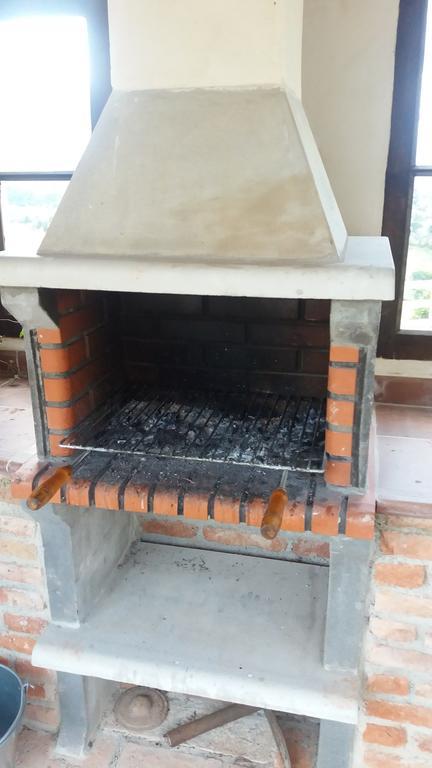 Escuelas De Fuentes Villaviciosa  Kültér fotó